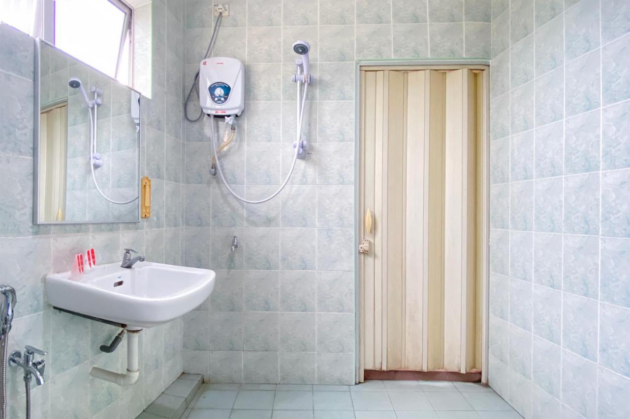 SPOT ON 89907 Motel Impian Seri Manjung Exterior foto