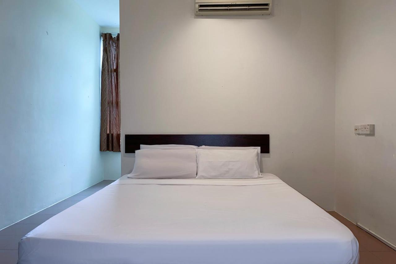 SPOT ON 89907 Motel Impian Seri Manjung Exterior foto