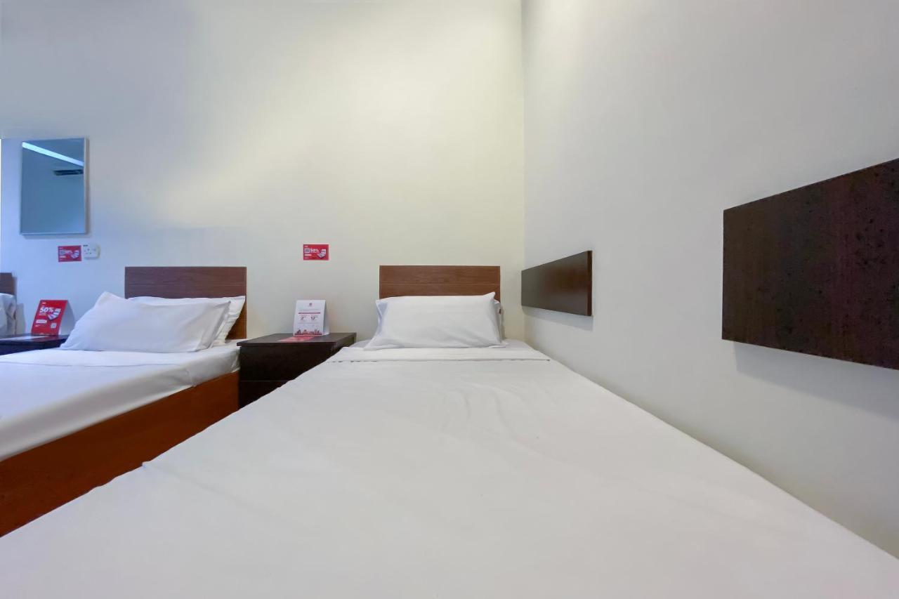 SPOT ON 89907 Motel Impian Seri Manjung Exterior foto