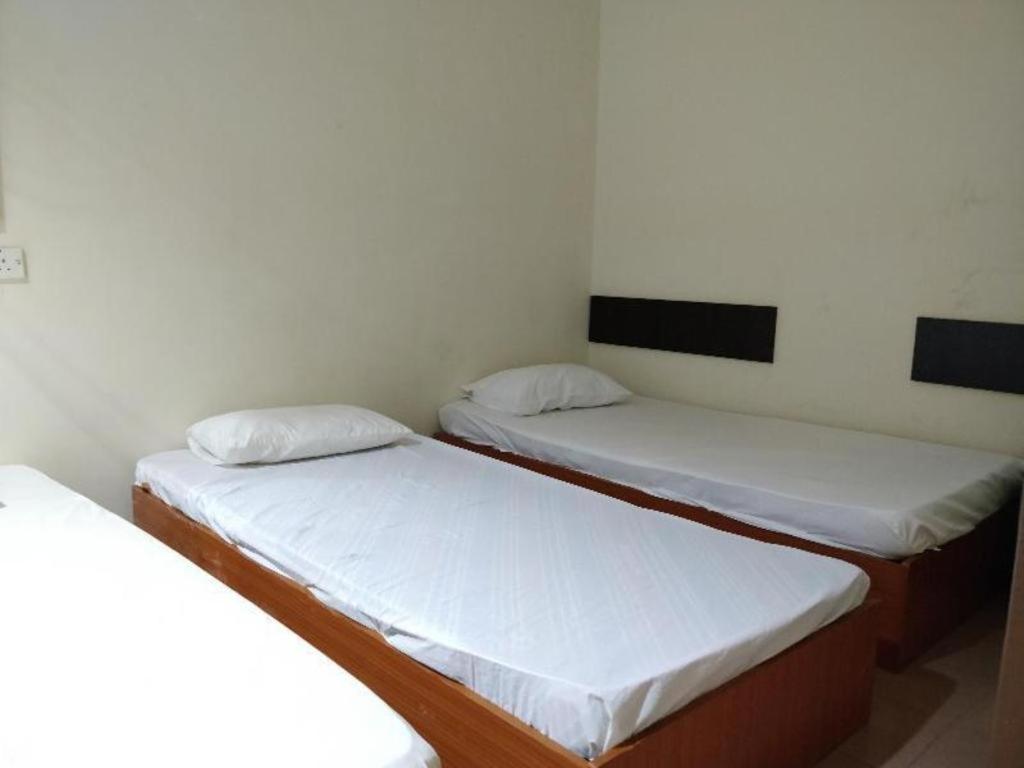 SPOT ON 89907 Motel Impian Seri Manjung Exterior foto