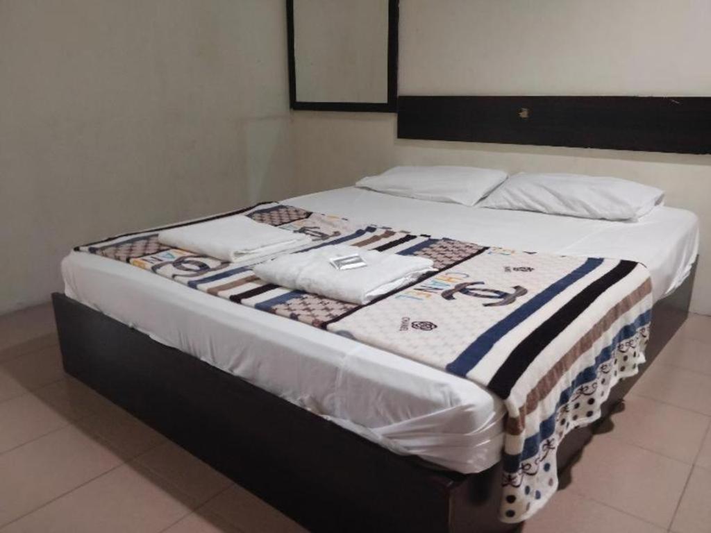 SPOT ON 89907 Motel Impian Seri Manjung Exterior foto