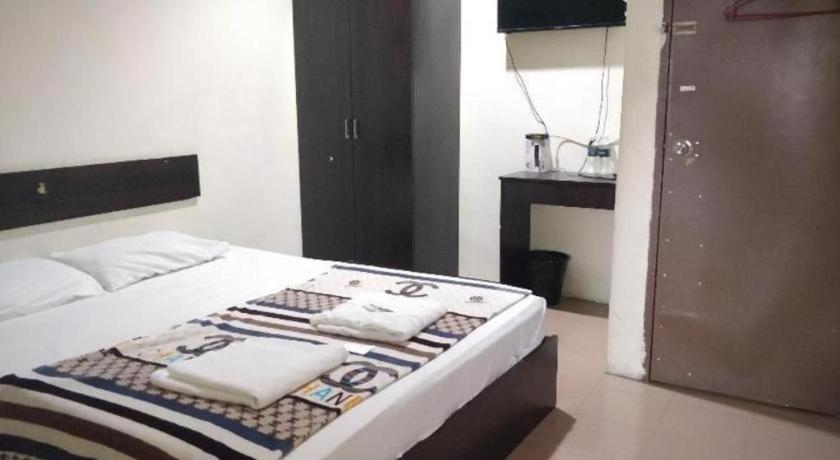 SPOT ON 89907 Motel Impian Seri Manjung Exterior foto