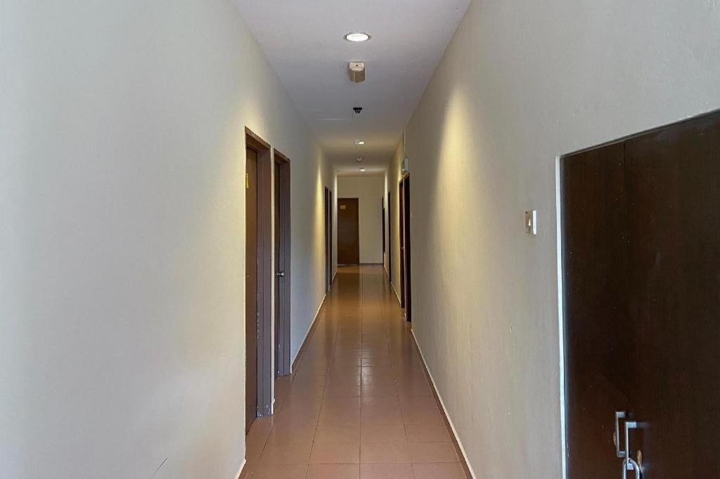 SPOT ON 89907 Motel Impian Seri Manjung Exterior foto
